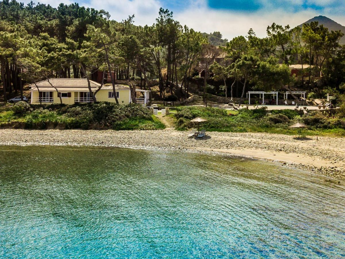 Azzuro Beach House - On The Beach & Private Pool, By Zantewize Василикос Экстерьер фото