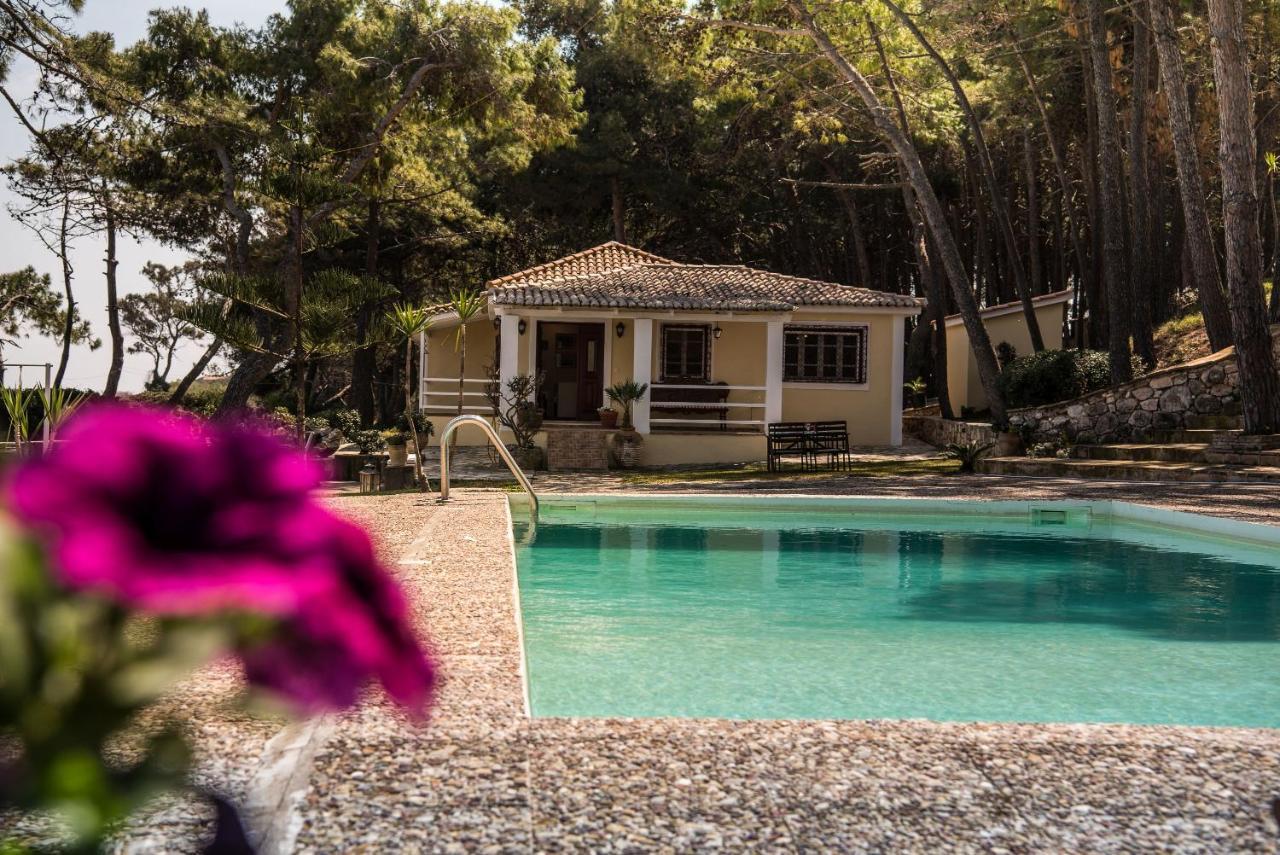 Azzuro Beach House - On The Beach & Private Pool, By Zantewize Василикос Экстерьер фото