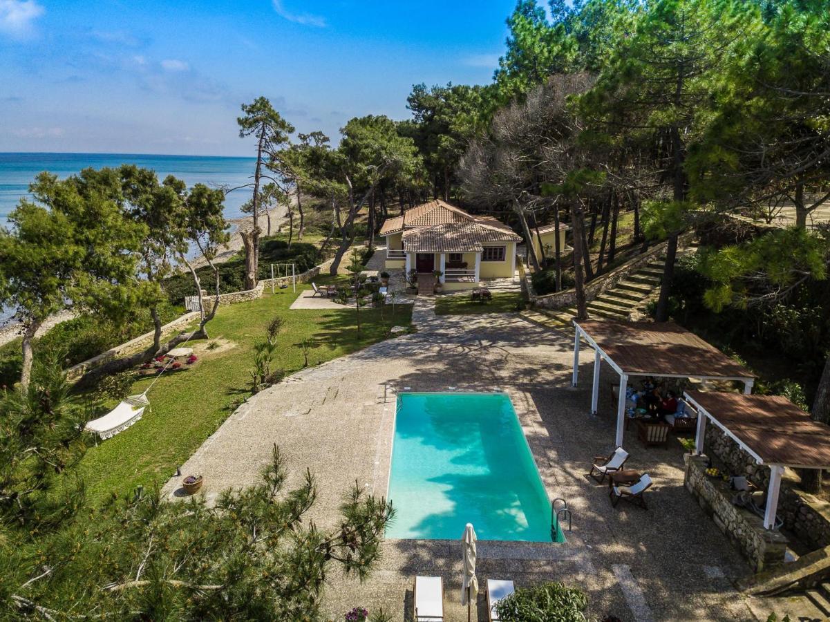Azzuro Beach House - On The Beach & Private Pool, By Zantewize Василикос Экстерьер фото