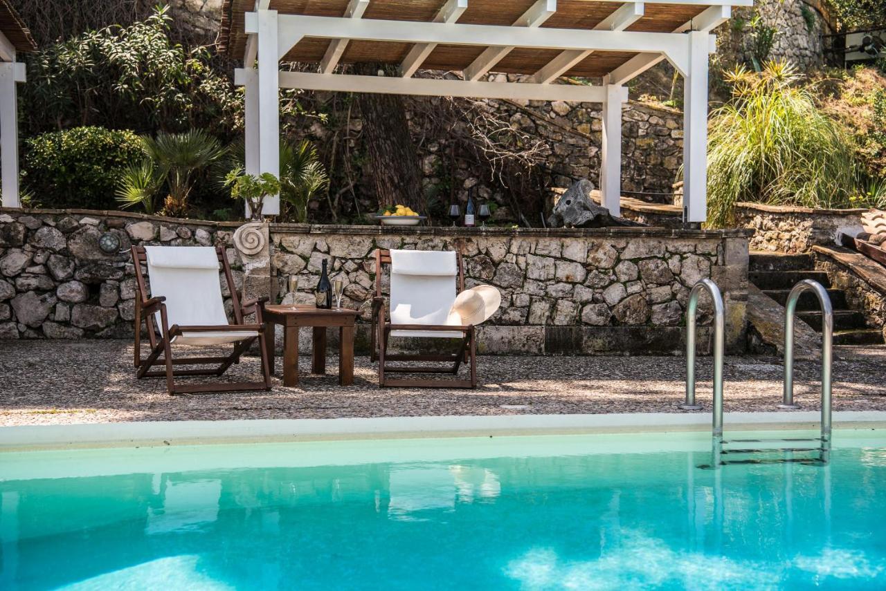 Azzuro Beach House - On The Beach & Private Pool, By Zantewize Василикос Экстерьер фото