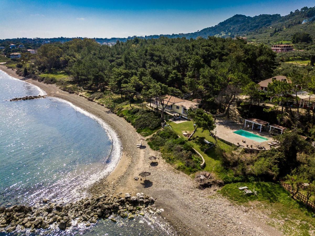 Azzuro Beach House - On The Beach & Private Pool, By Zantewize Василикос Экстерьер фото