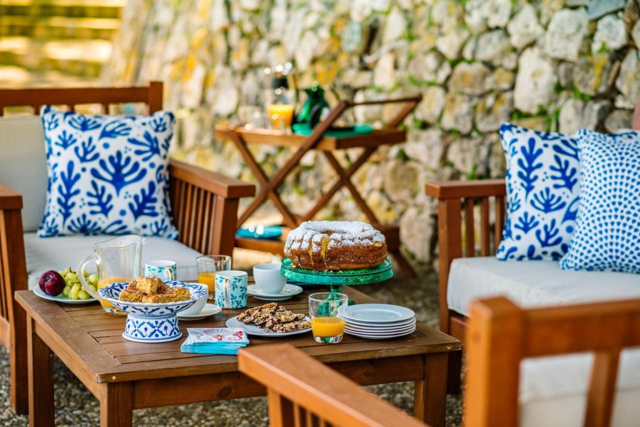 Azzuro Beach House - On The Beach & Private Pool, By Zantewize Василикос Экстерьер фото